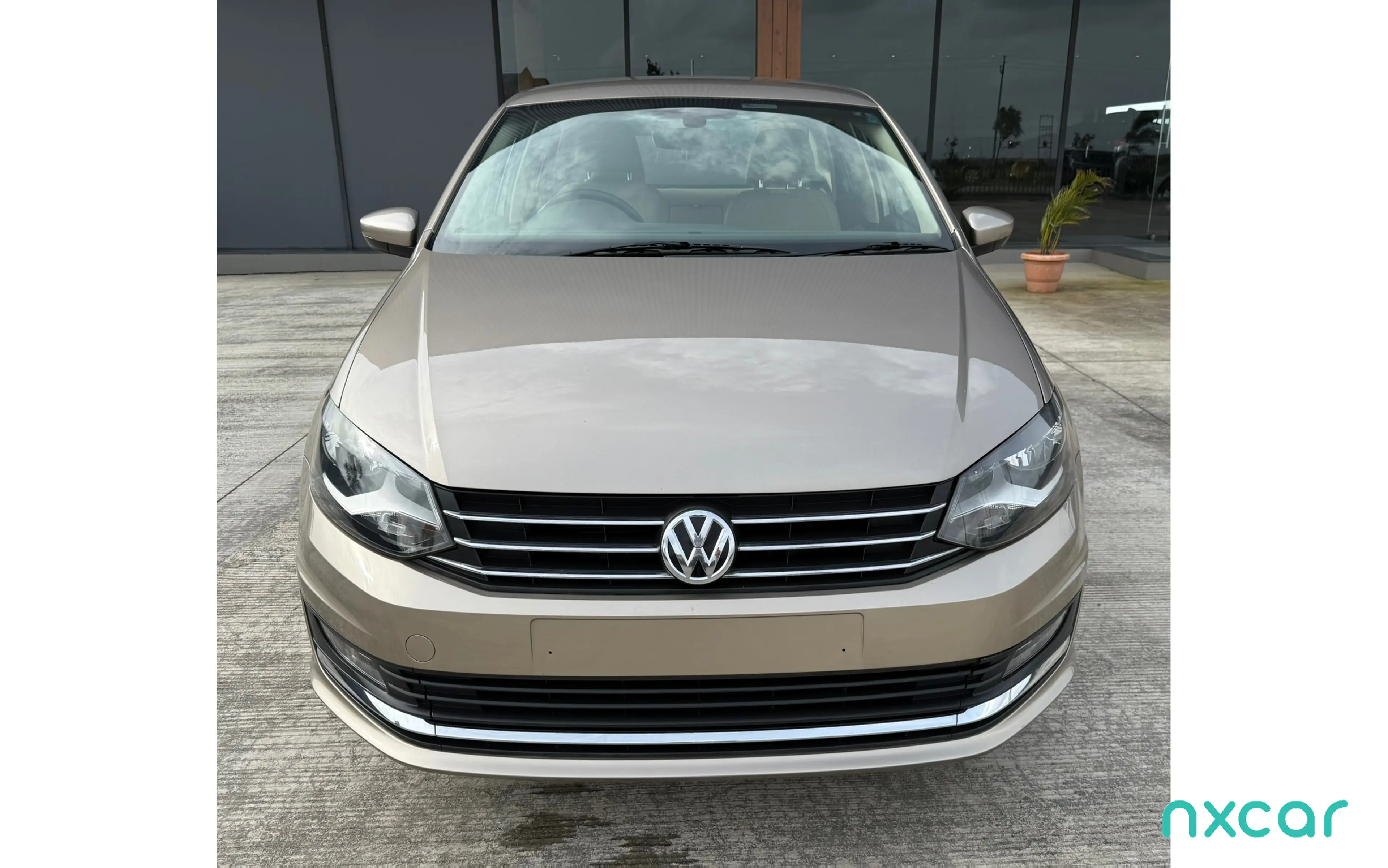 Used Volkswagen vento highline-15-d-at for sale on Nxcar