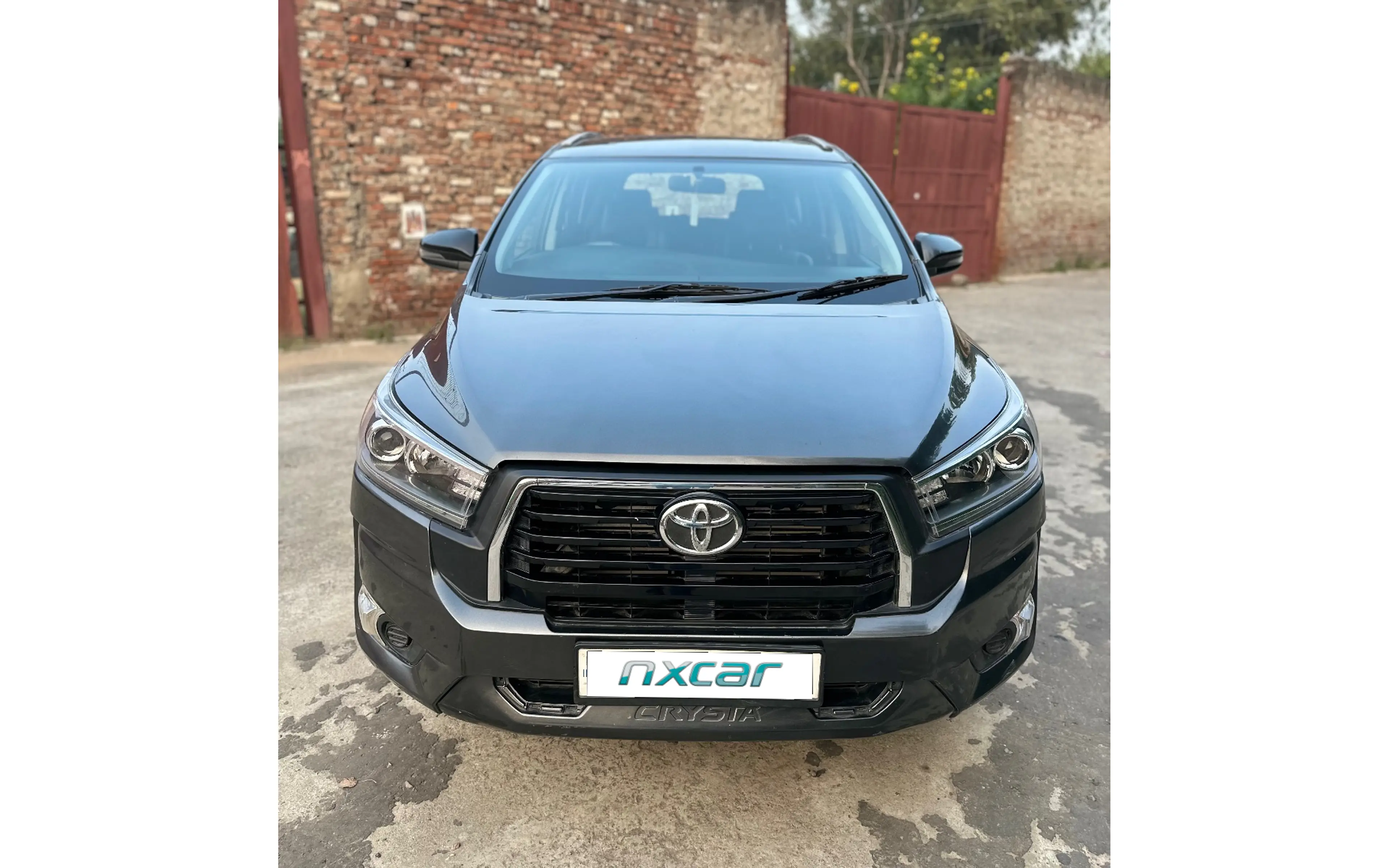 Used Toyota innova-crysta 24-v-diesel2016-2020 for sale on Nxcar