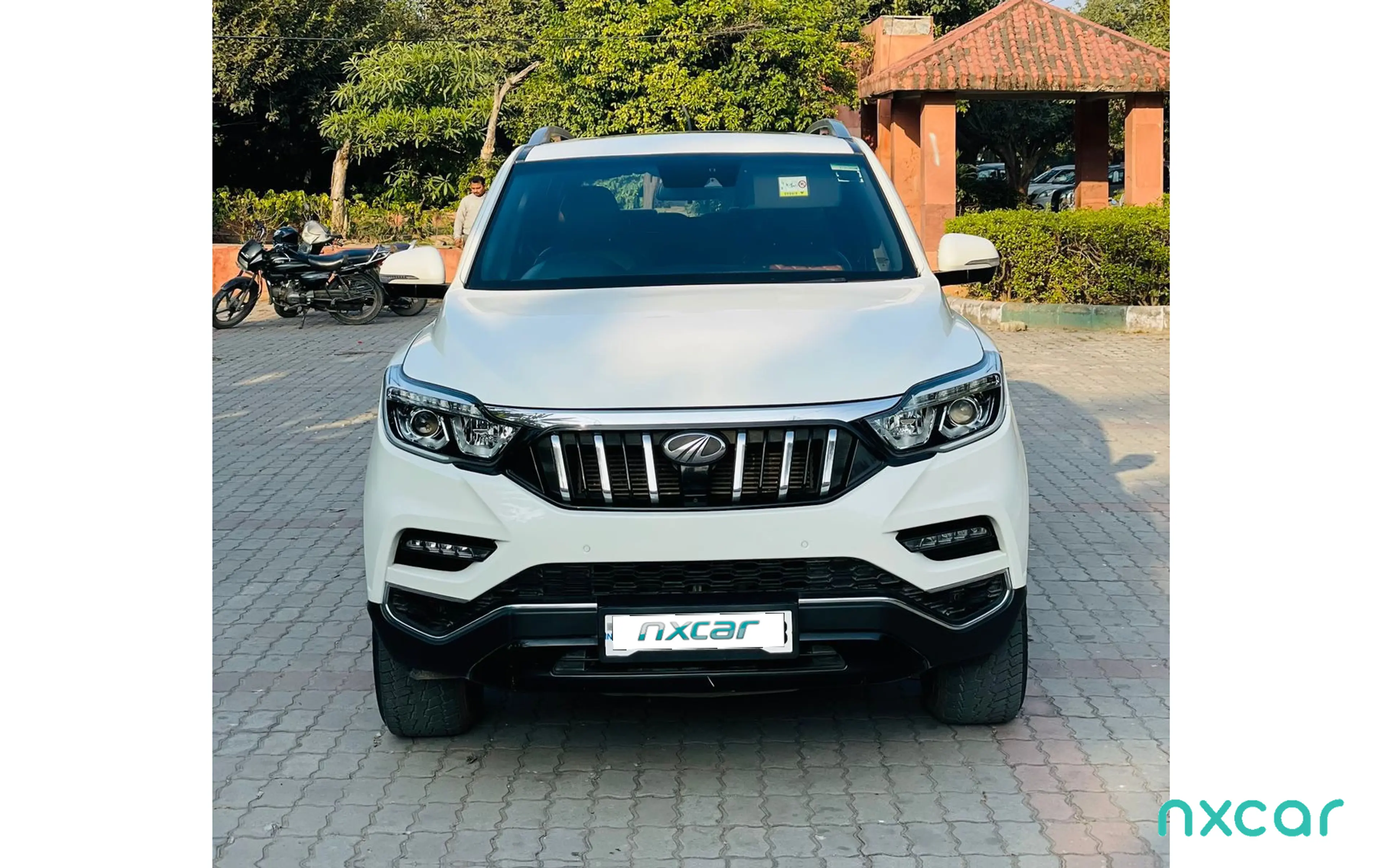 Used Mahindra alturas-g4 4wd-at for sale on Nxcar