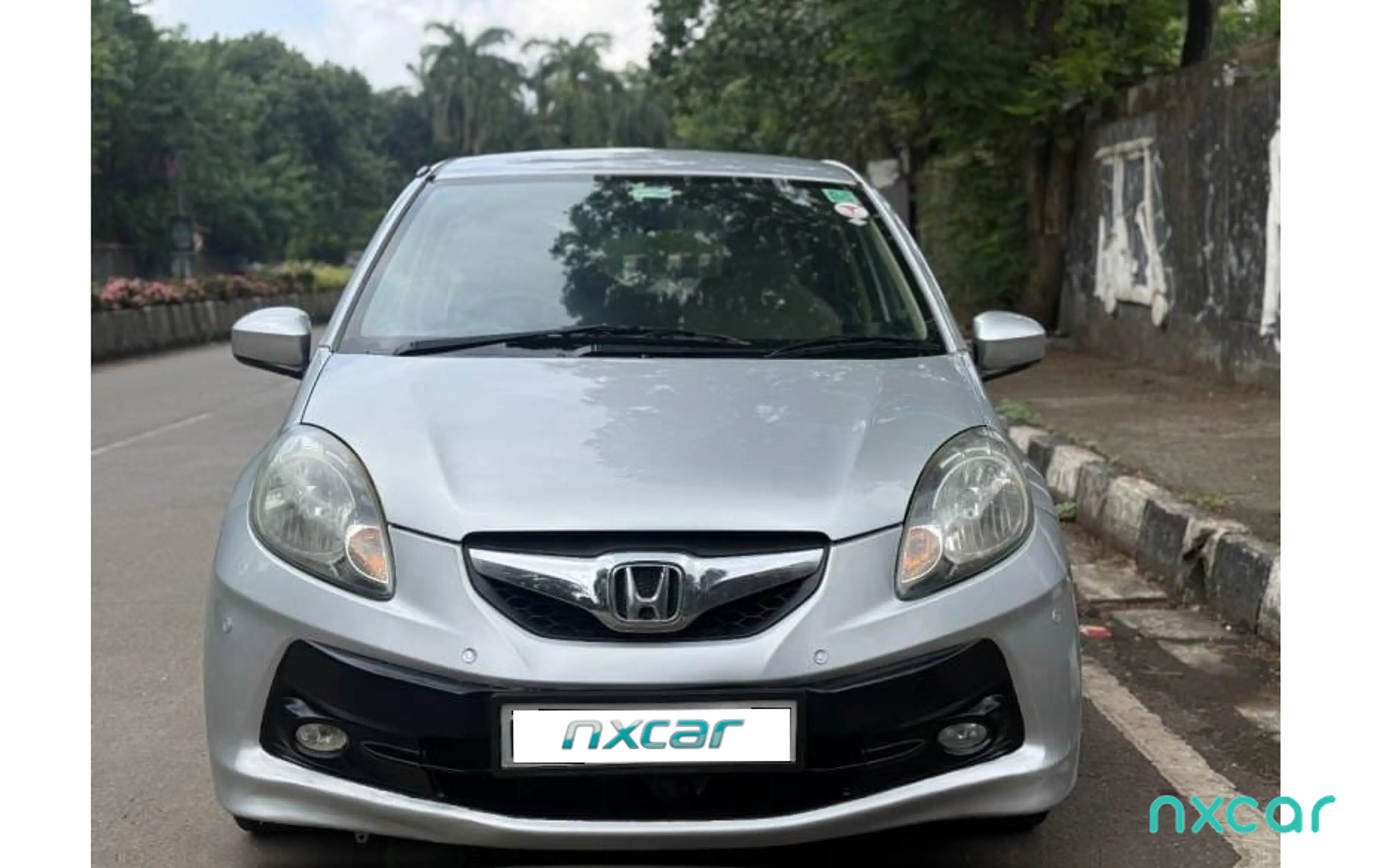 Used Honda brio v-mt2013-2016 for sale on Nxcar