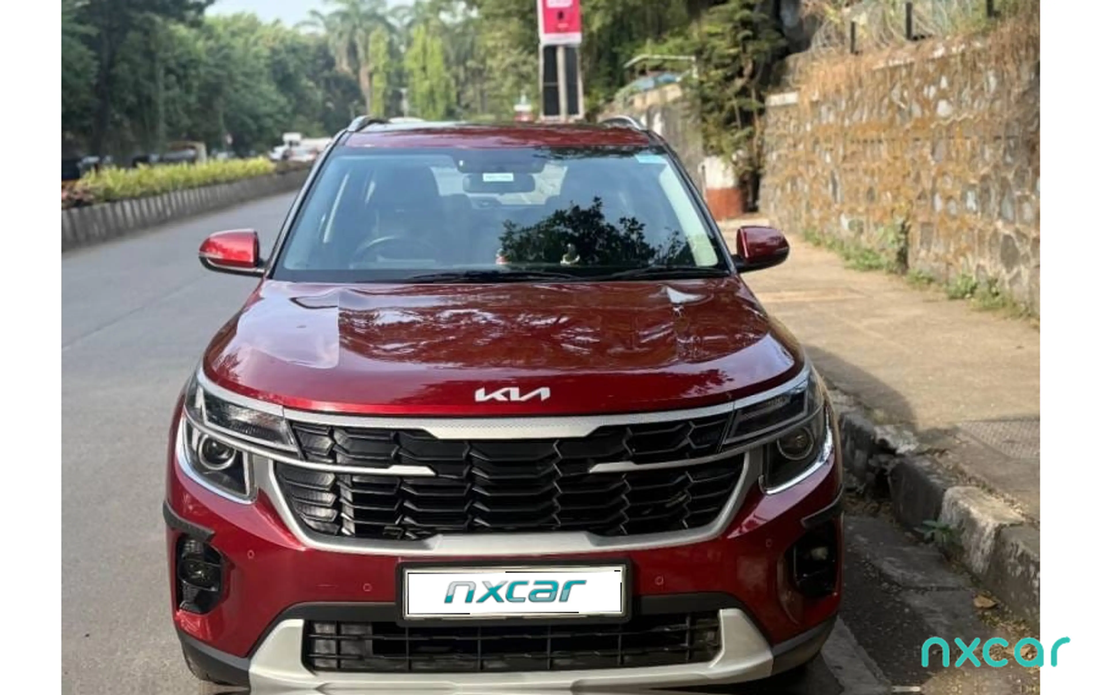 Used Kia seltos htk-plus-15-petrol-mt for sale on Nxcar