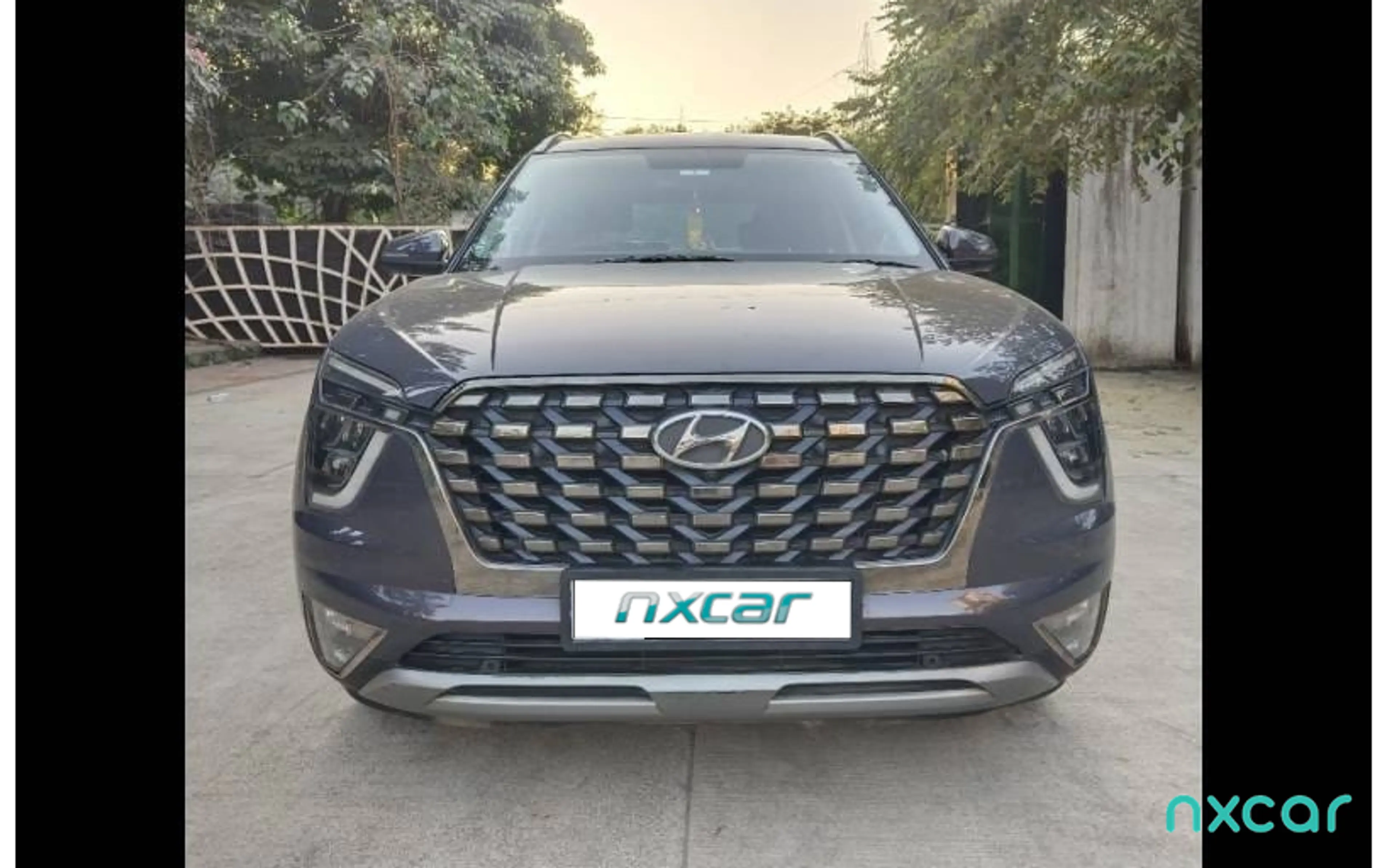 Used Hyundai alcazar signature-o-7-seater-15-diesel-at for sale on Nxcar