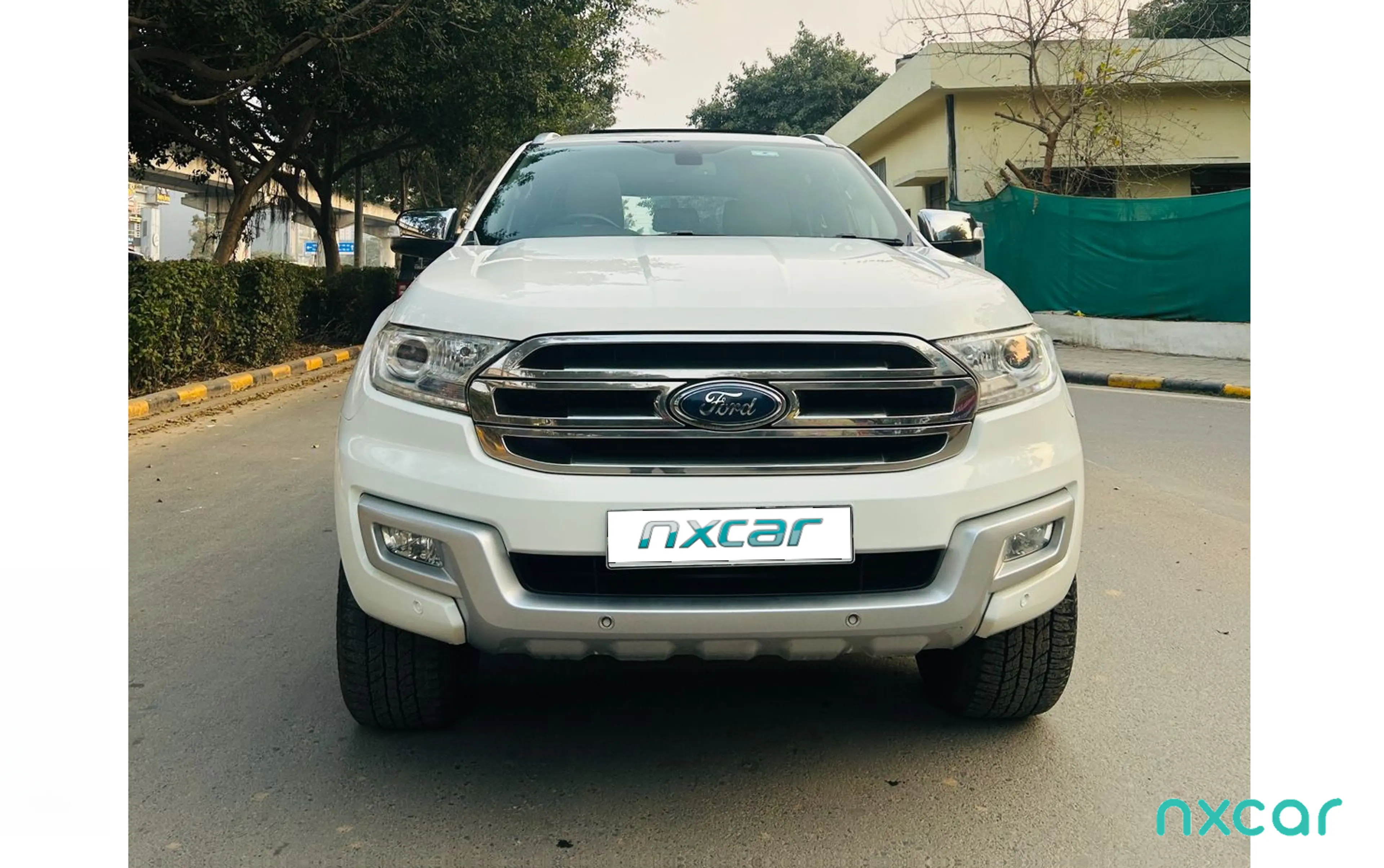 Used Ford endeavour titanium-32-4x4-at2016-2019 for sale on Nxcar