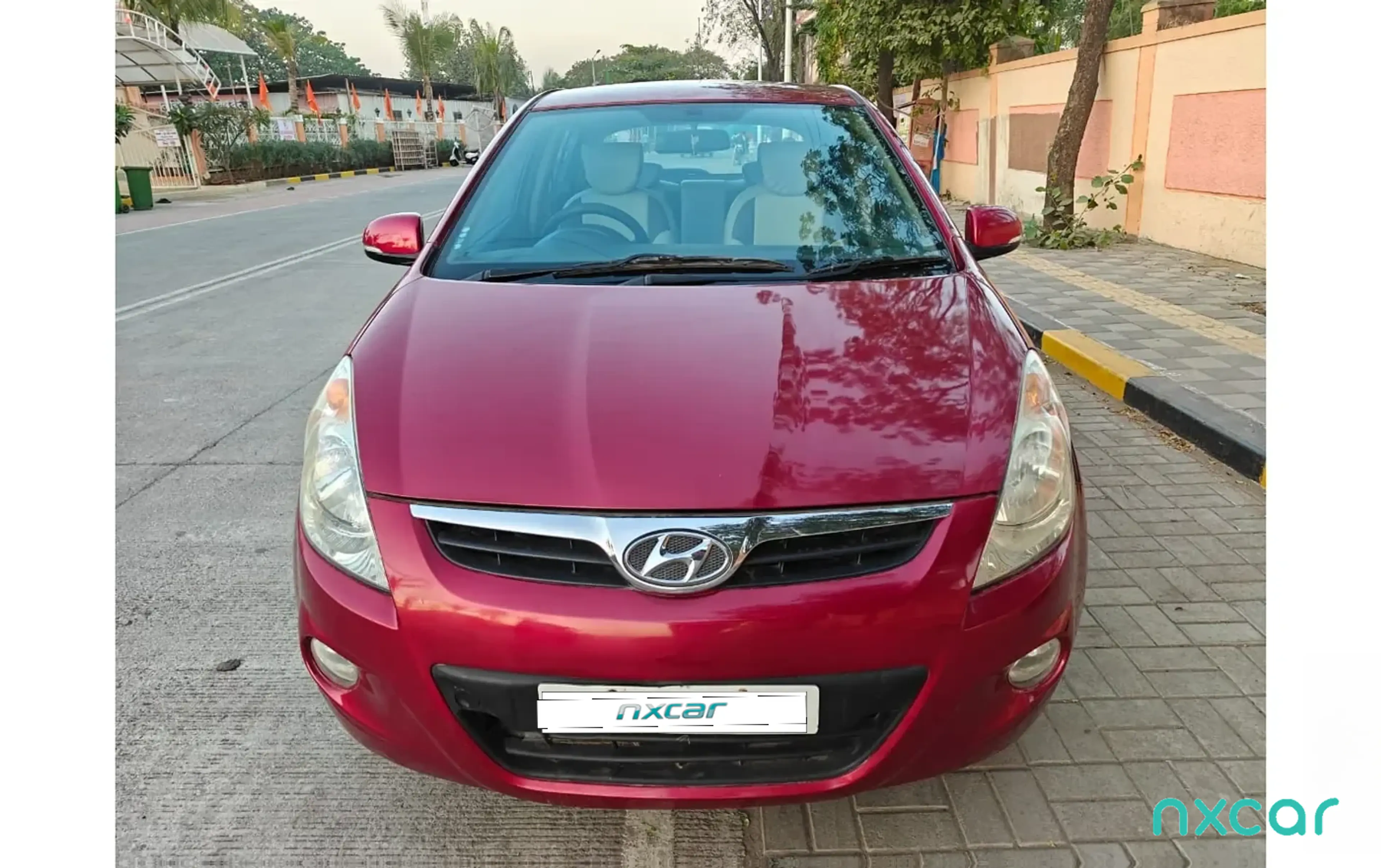 Used Hyundai i20 asta-12-mt for sale on Nxcar