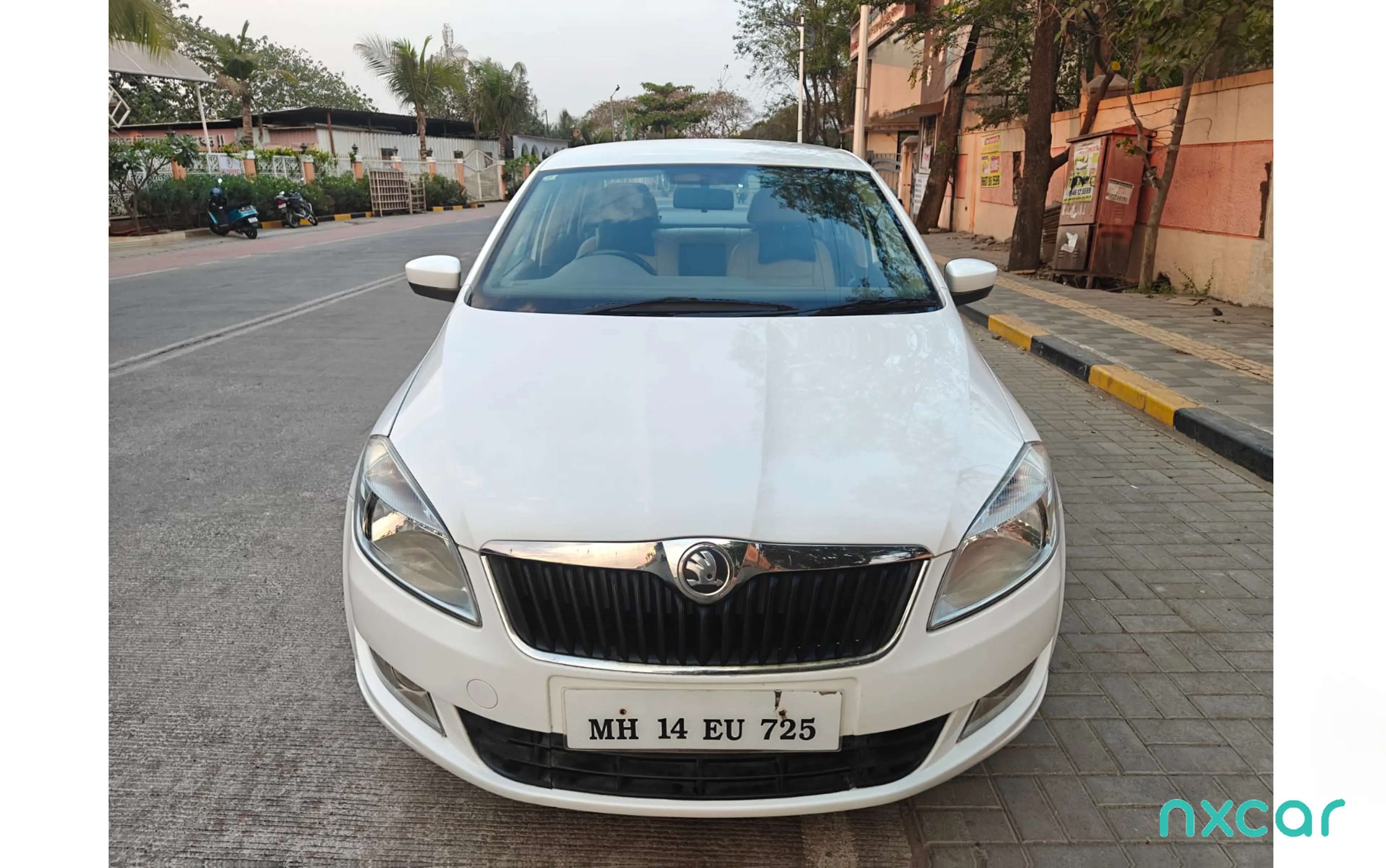 Used Skoda rapid 15-tdi-cr-ambition-plus-at2014-2015 for sale on Nxcar