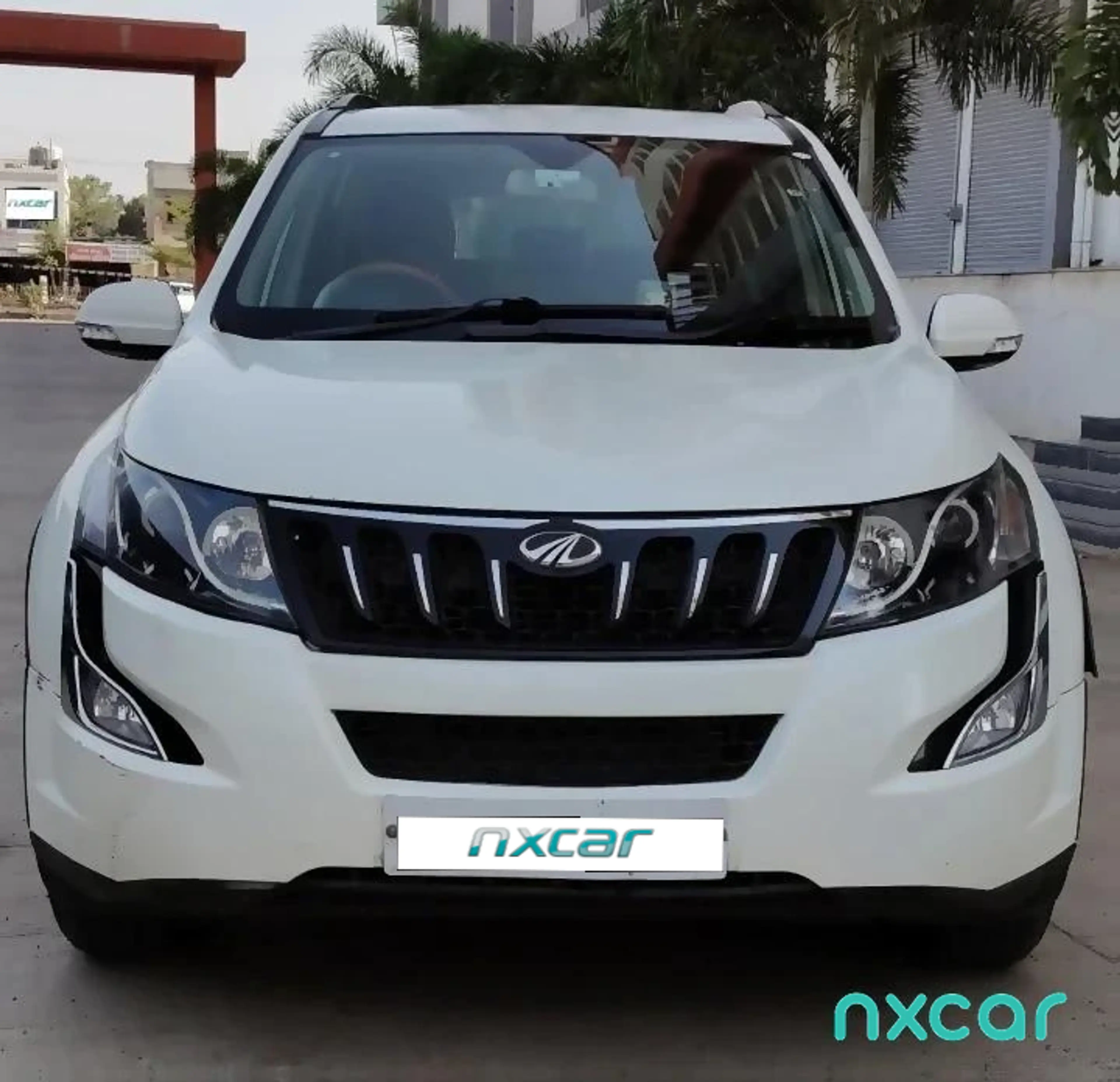 Used Mahindra xuv500 w62011-2015 for sale on Nxcar