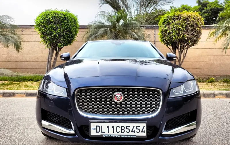 Jaguar XF