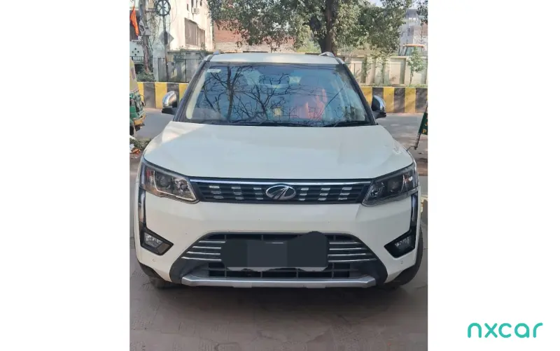 Mahindra XUV300