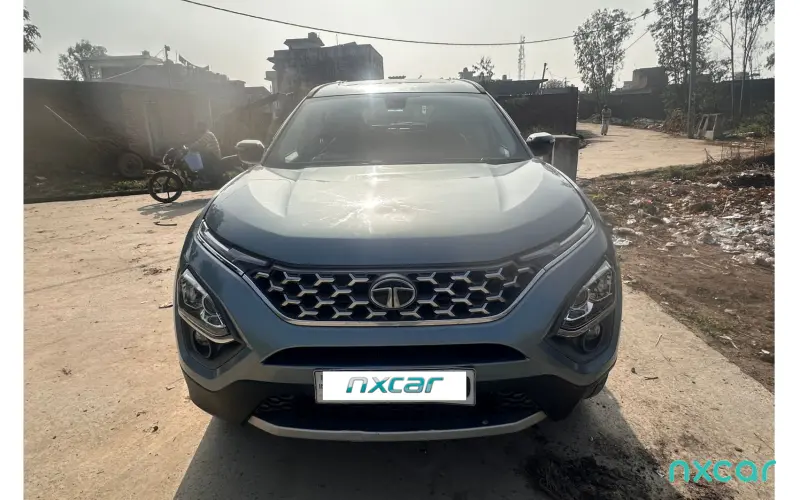 Tata Safari