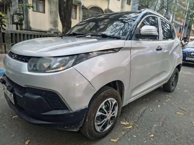 Mahindra KUV100