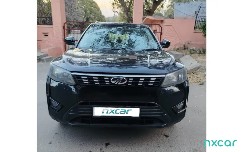 Mahindra XUV300