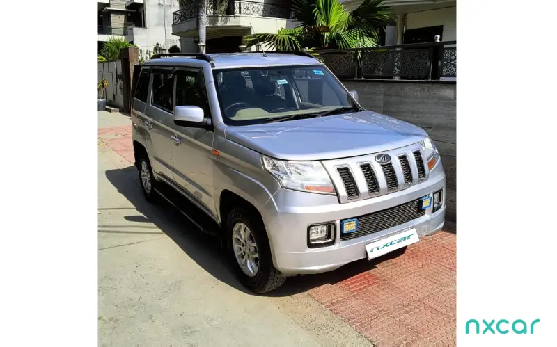 Mahindra TUV300