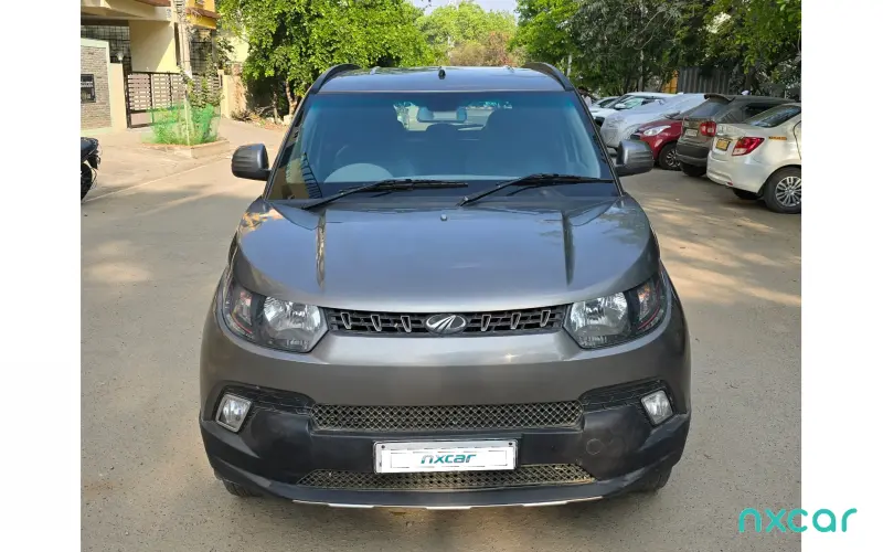 Mahindra KUV100