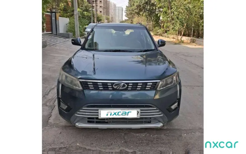 Mahindra XUV300