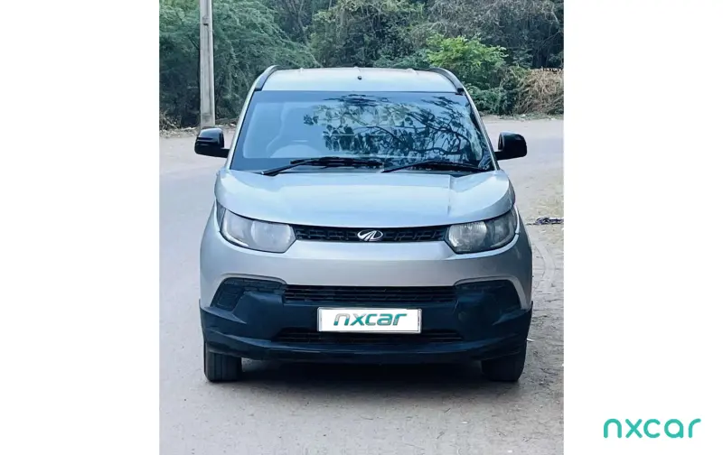 Mahindra KUV100