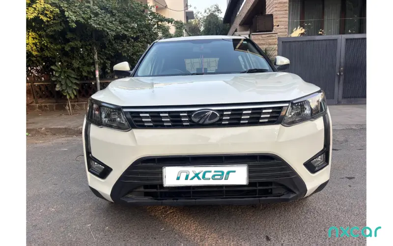 Mahindra XUV300