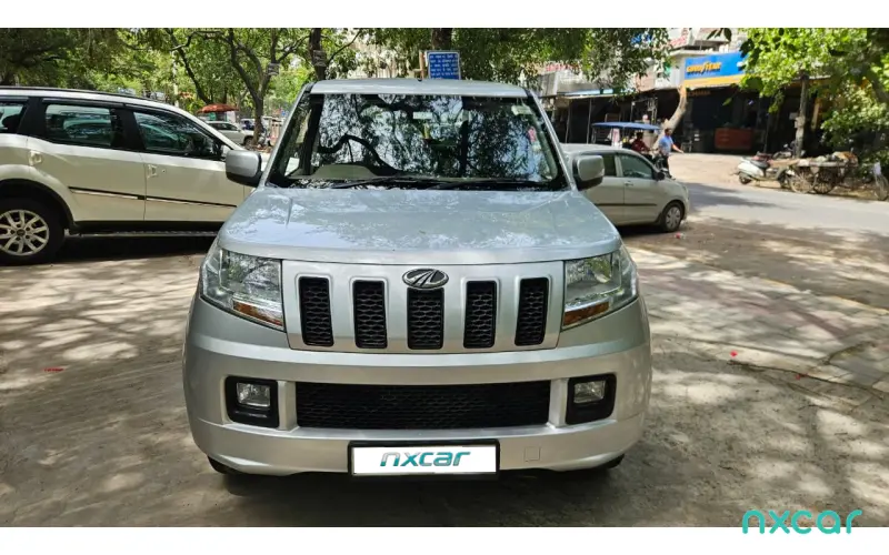 Mahindra TUV300