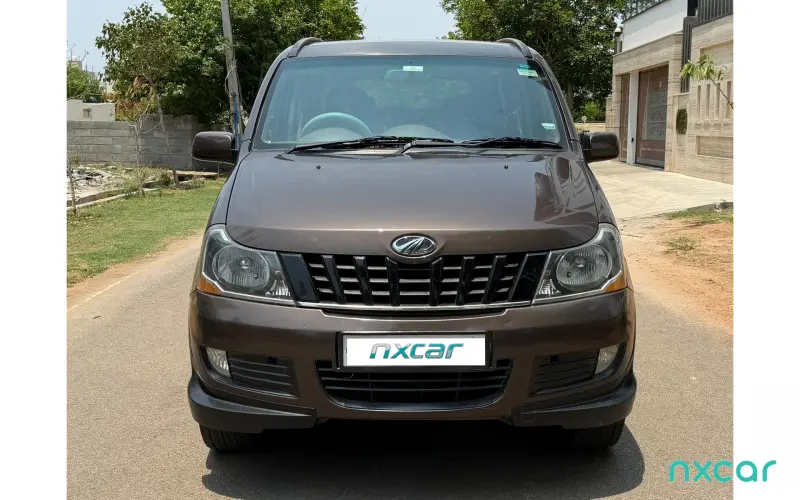 2012 2012 Mahindra Xylo